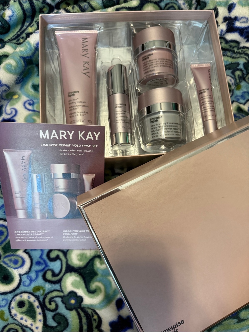 Mary Kay TimeWise Repair Volu-Firm Set NIB